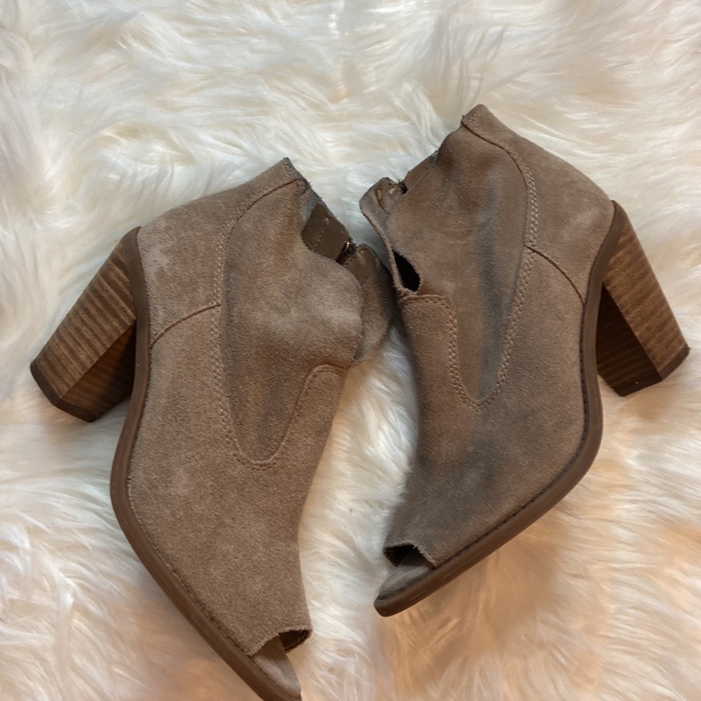 Jessica Simpson Tan Light Brown Booties Ankle Boots Sz 6.5